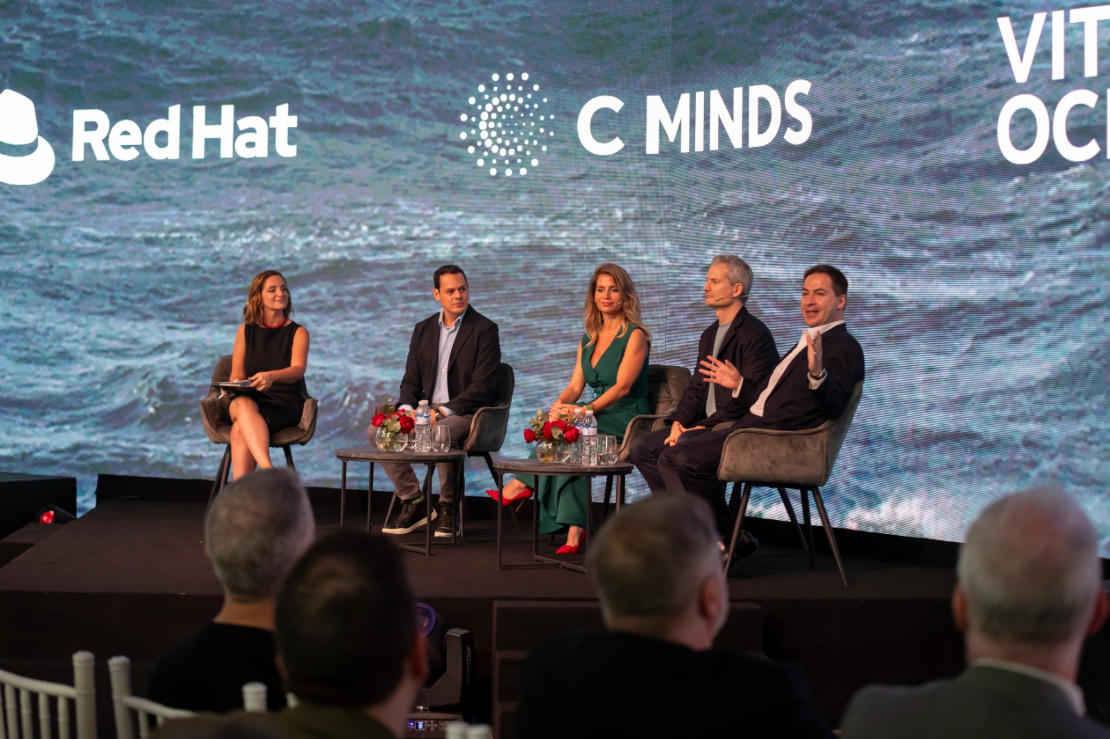 Red Hat y C Minds presentan Vital Oceans, plataforma de IA para proteger áreas marinas ... thumbnail