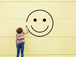 Las mujeres más felices que los hombres, dicen.