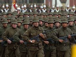 Debate postergado: ¿Para qué sirven las FF.AA?