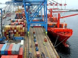 En abril se profundizó el déficit comercial