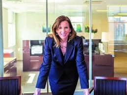 Deloitte no refrendaría a su actual conductora