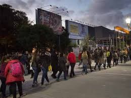 Barrera para los jóvenes que buscan empleo