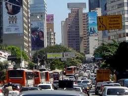 Los riesgos de vivir en una calle ruidosa