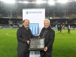 Placa del Banco Ciudad a Rácing Club por la Supercopa 88