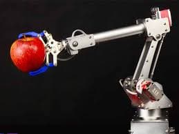 Entrenan robots para ayudar en el hogar