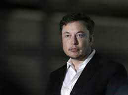 Musk debe renunciar como presidente de Tesla