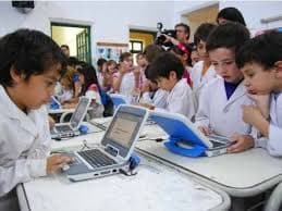 Inteligencia artificial en educación y empleo