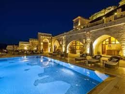 Por qué los millonarios siempre quieren más