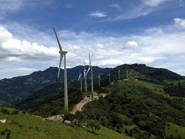 Costa Rica funcionó 300 días sólo con energías renovables