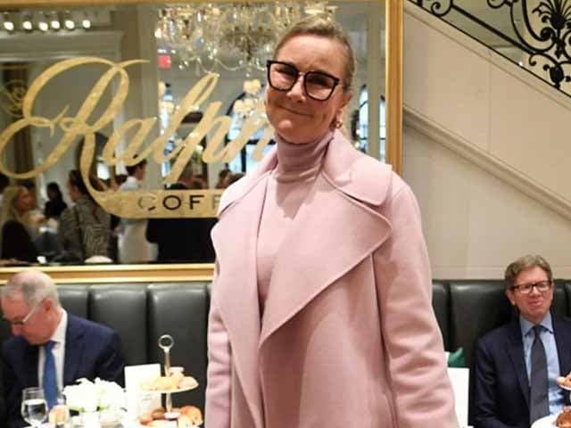 Se retira de Apple la gerente de retail