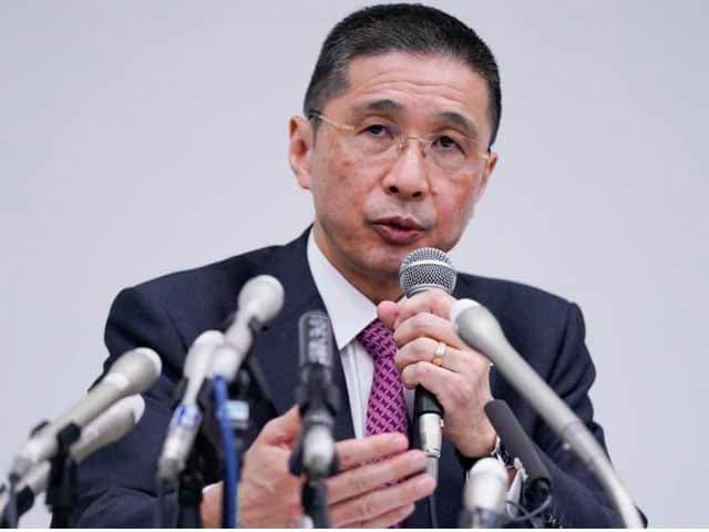 Nissan precisa cifras contra Ghosn