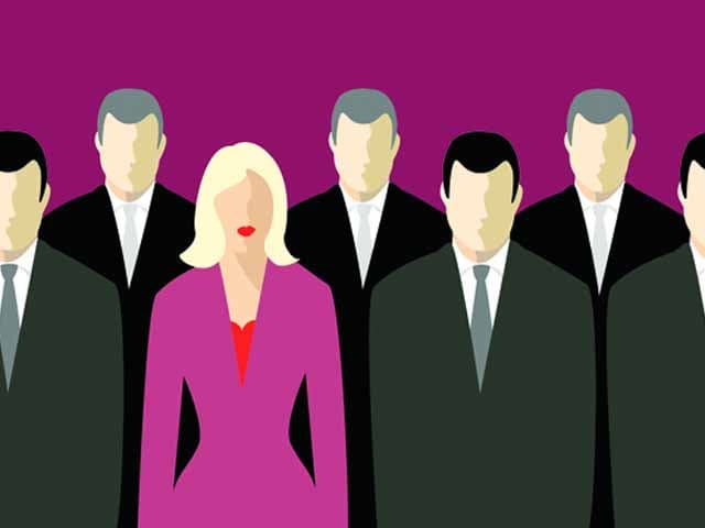 Mujeres en directorios de las 500 que más venden