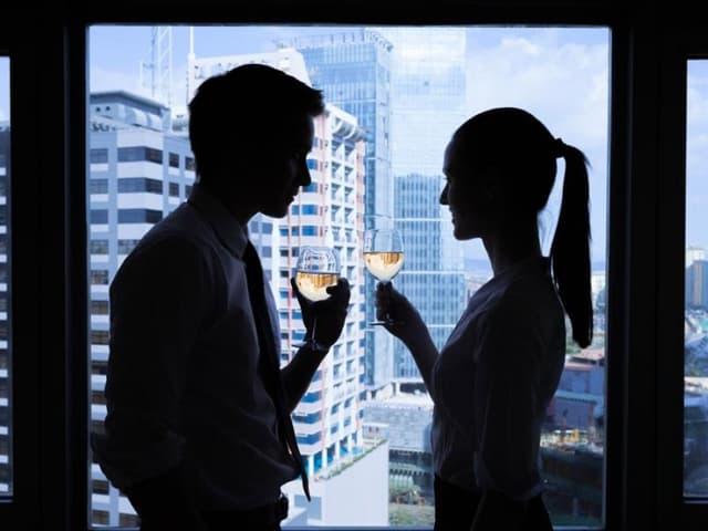 Los caminos para encontrar pareja