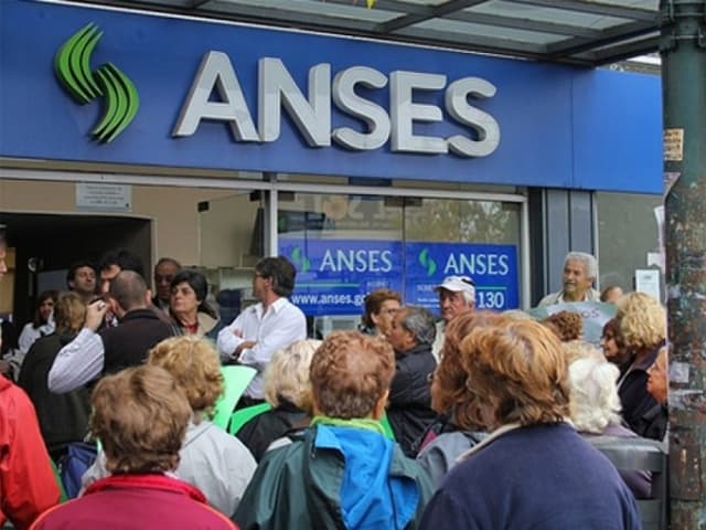 Los aportes cubren sólo 36% de las jubilaciones