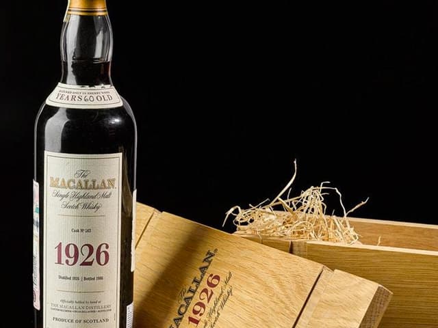 Pagan millón y medio de libras por un whisky escocés