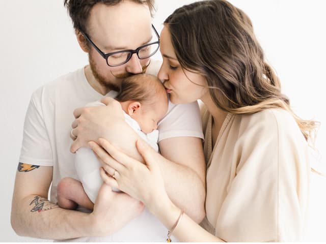 Licencia por nacimiento para mujeres y hombres