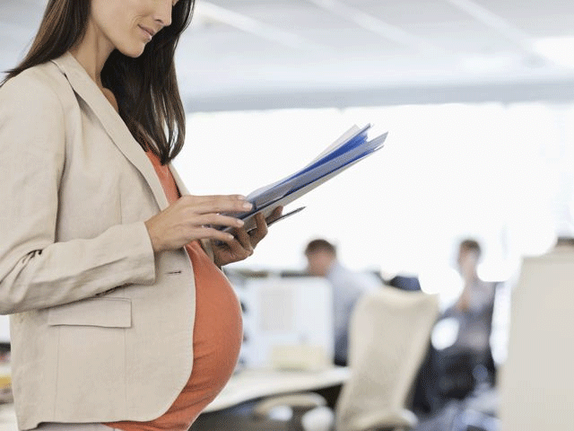 Maternidad, un desafío para la empresa