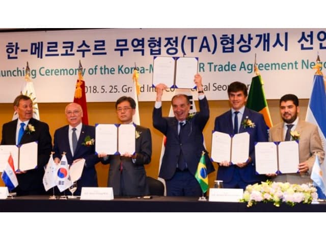 Surcorea negocia con  países sudamericanos