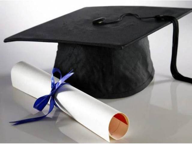 14% de jóvenes completó estudios universitarios