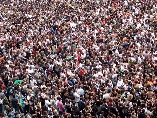 Proponen estabilizar la población mundial