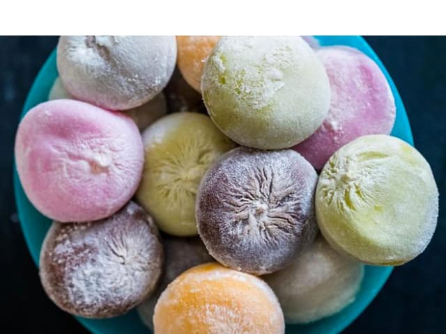 En lugar de caramelos, bolitas de helado