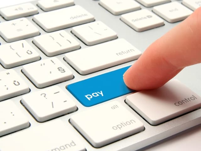 ¿Cómo pagan los turistas?