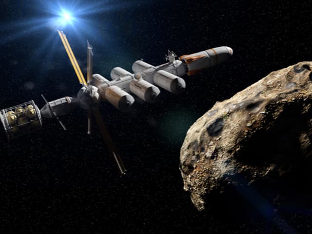 ¿Quién regula la actividad comercial en el espacio exterior?