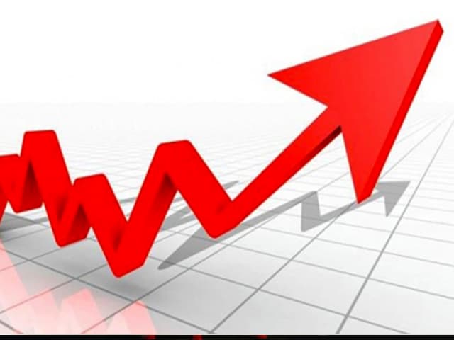Superávit de US$ 1.015 millones en el primer mes