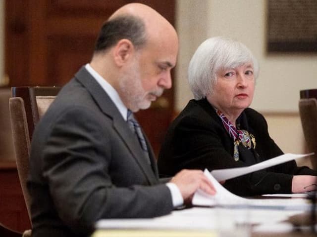 Los bancos centrales deberían actuar