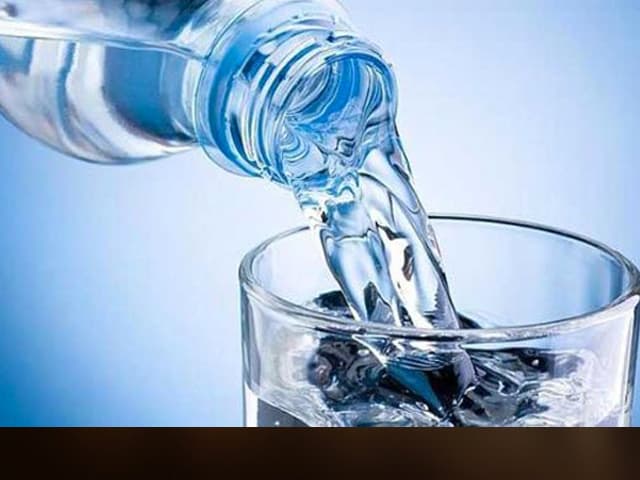 Aguas Danone Argentina: aporte y campaña solidaria en redes