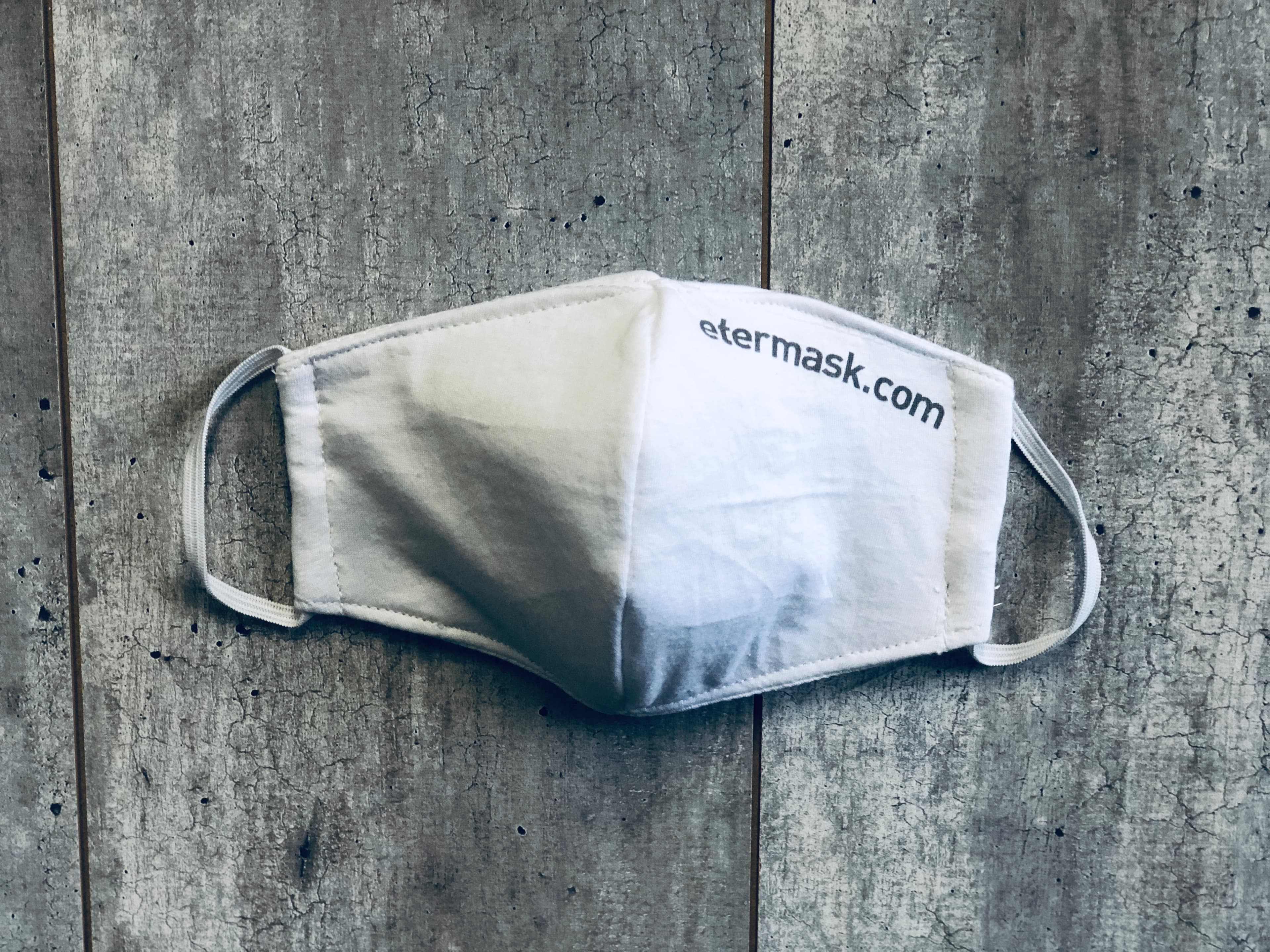 Etermasks, una iniciativa solidaria