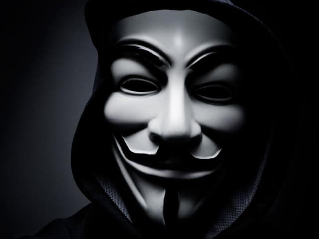 “Anonymous” reaparece para mostrar al mundo los crímenes de la policía de Minneapolis