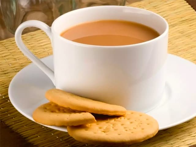 El té y las galletitas reinan en la cuarentena británica