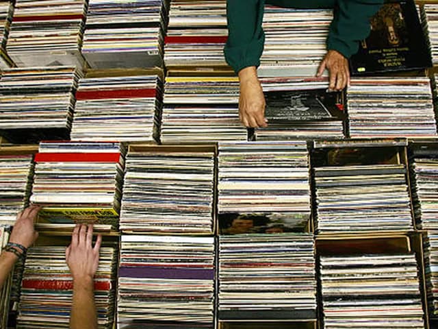 Los discos de vinilo, más buscados que los compactos
