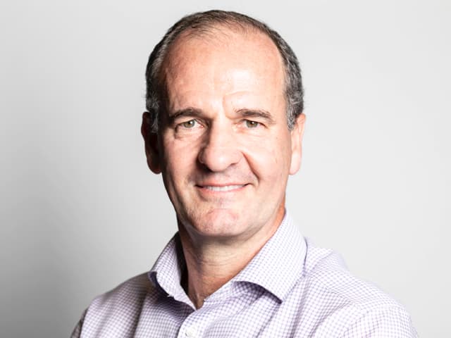 Lo público y privado, juntos  para hacer crecer el ahorro