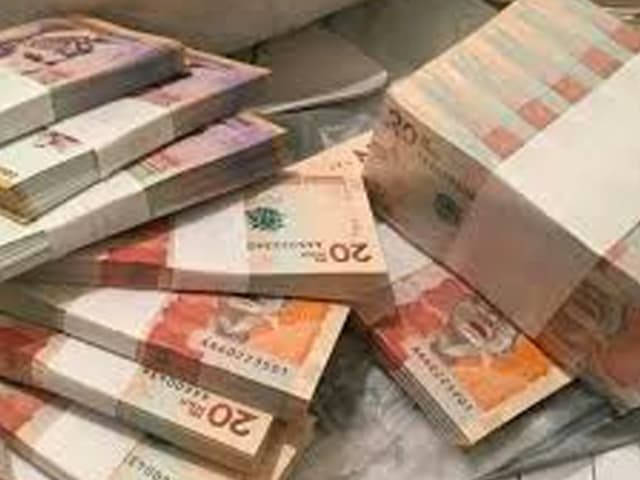 Al ordenar el sector público se busca evitar la devaluación