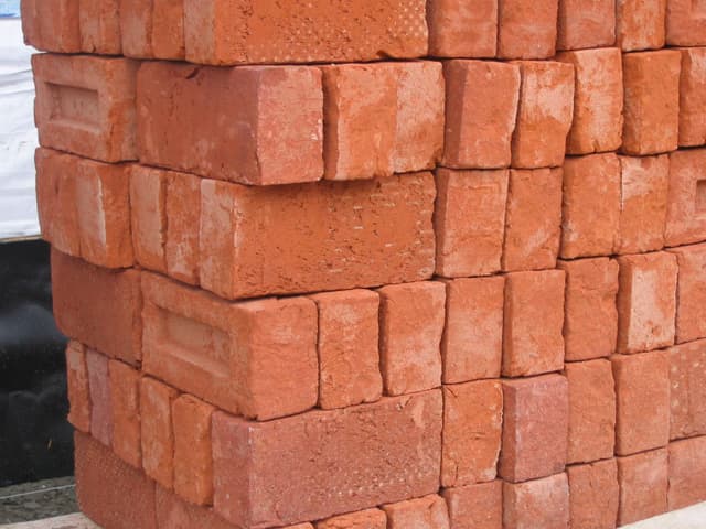 Caída del 12,10% en insumos de construcción en mayo 2025