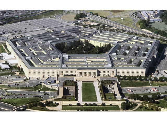 Revelan detalles sobre la transición en el Pentágono