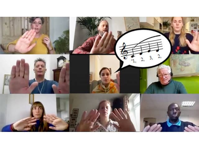 Lecciones de vocalización a convalecientes de Covid