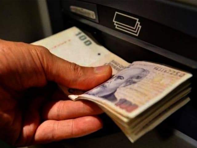 El salario real cayó 3% en  2020: ¿habrá recuperación?