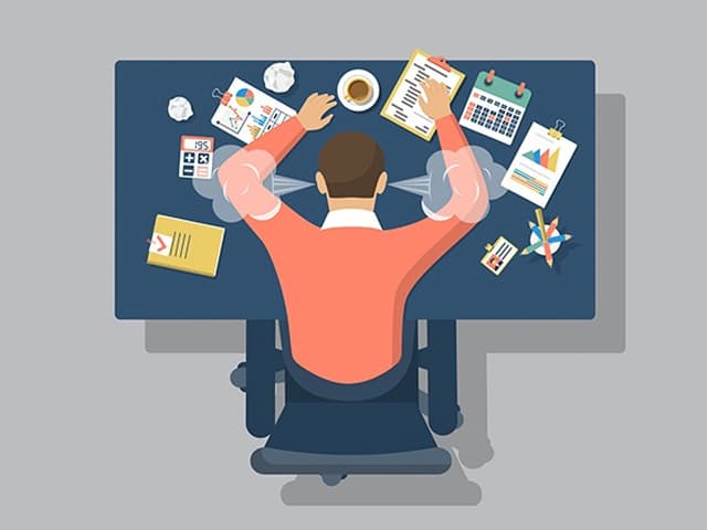 La gran mayoría de empleados  “consumidos por el trabajo”