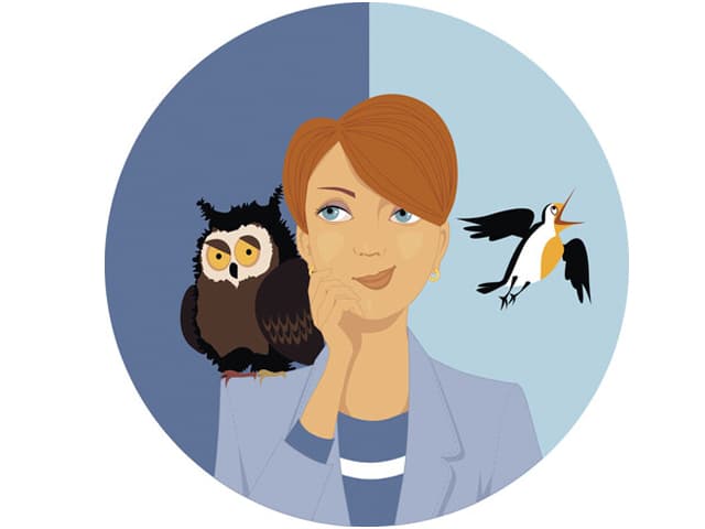 Cenar tarde, vida nocturna y  móvil antes de dormir, engorda