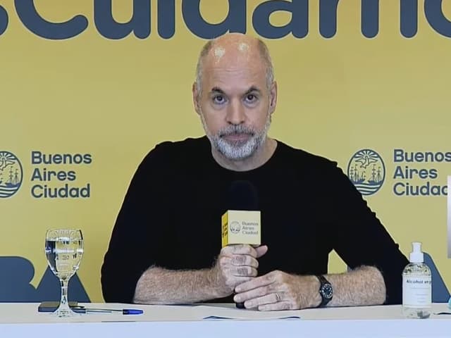 66% aprueba la decisión de mantener educación presencial