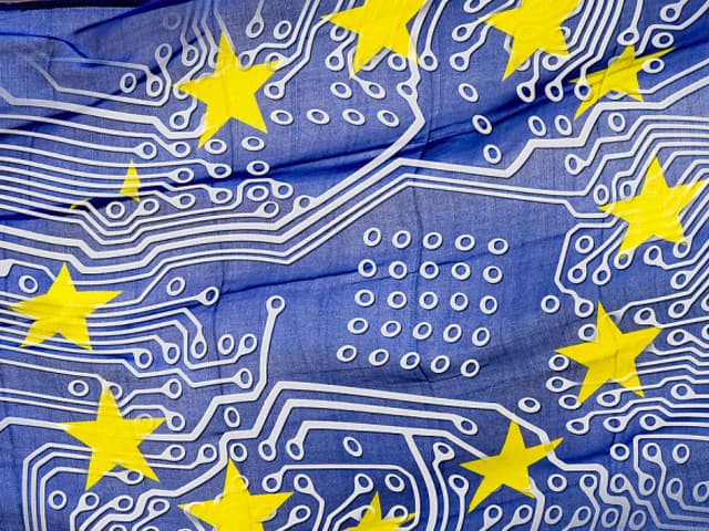 La Unión Europea avanza  en la regulación de la IA