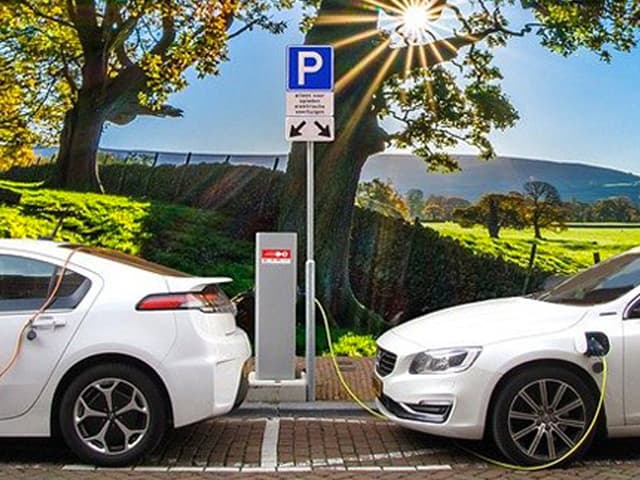 Autos eléctricos: producción aumentará un 466% para 2027