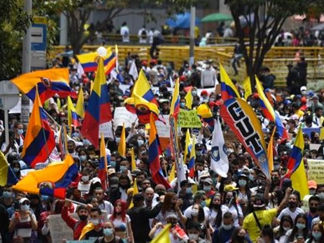 Causas y orígenes de  la tragedia colombiana