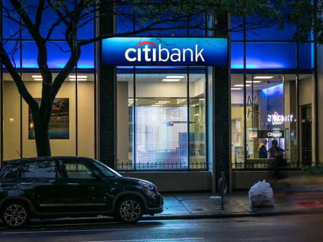 Citibank: “el personal trabaja mejor en la oficina”
