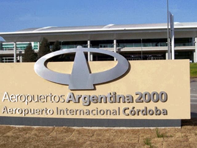 ¿Por qué tampoco se puede llegar a los aeropuertos del interior?