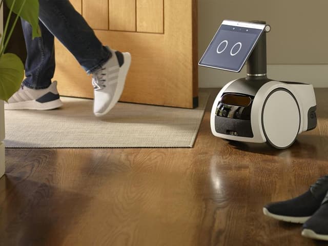 Amazon lanza un robot hogareño