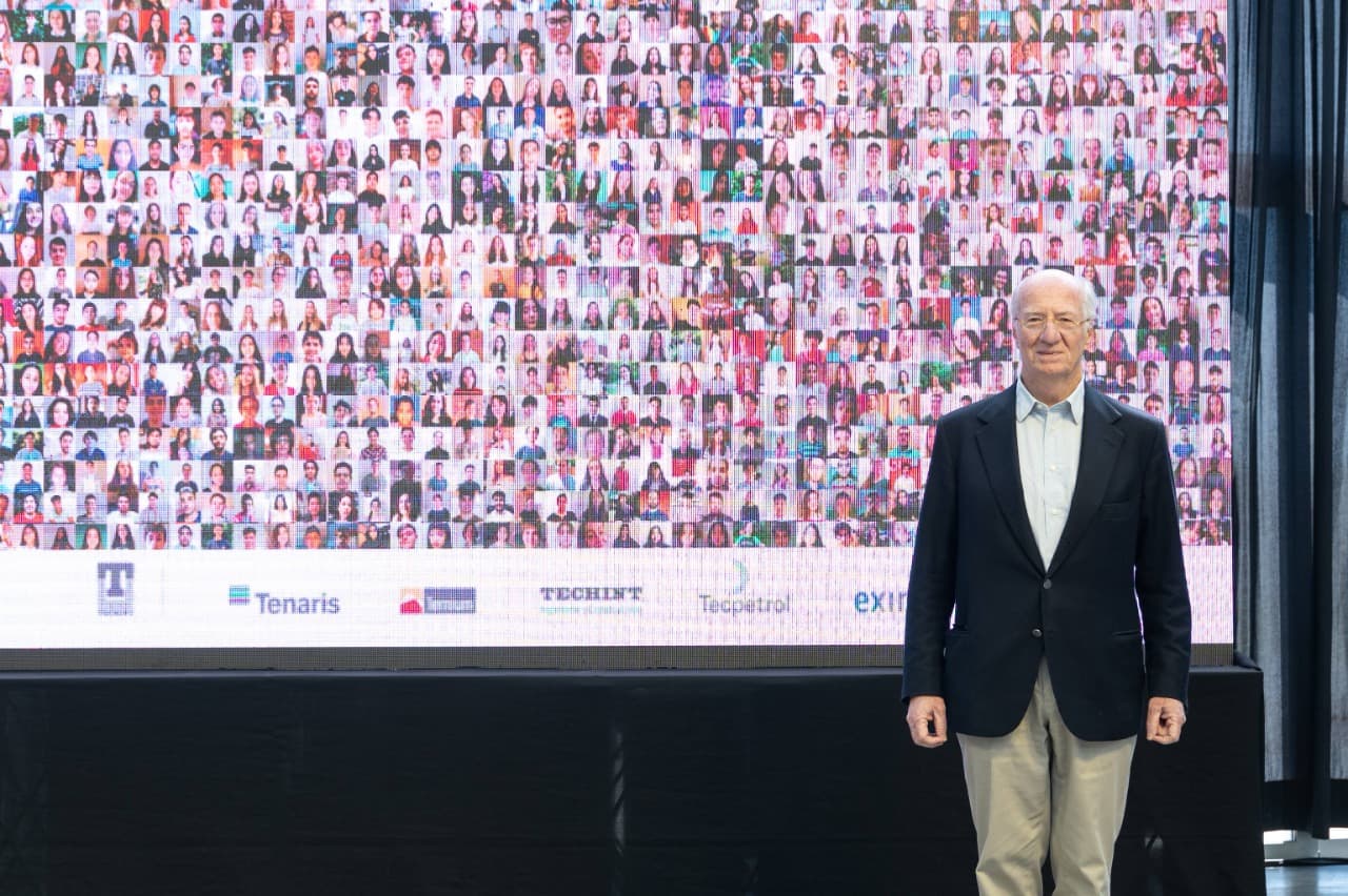Grupo Techint otorga más de 1.300 becas a estudiantes de escuelas secundarias y universitarios
